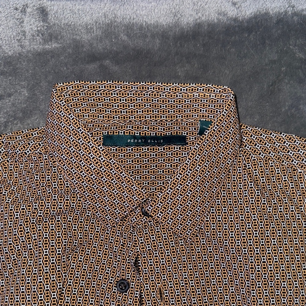 Perry Ellis Men's Patterned Brown Button-Down Shirt